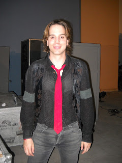 manos karatzogiannis